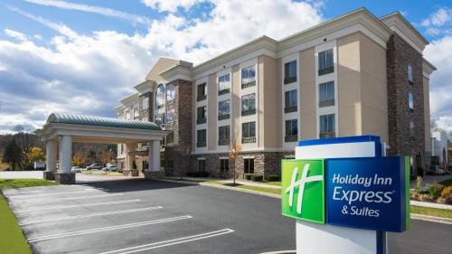 Arlington Heights Resort | Holiday Inn Express and Suites Stroudsburg-Poconos by IHG