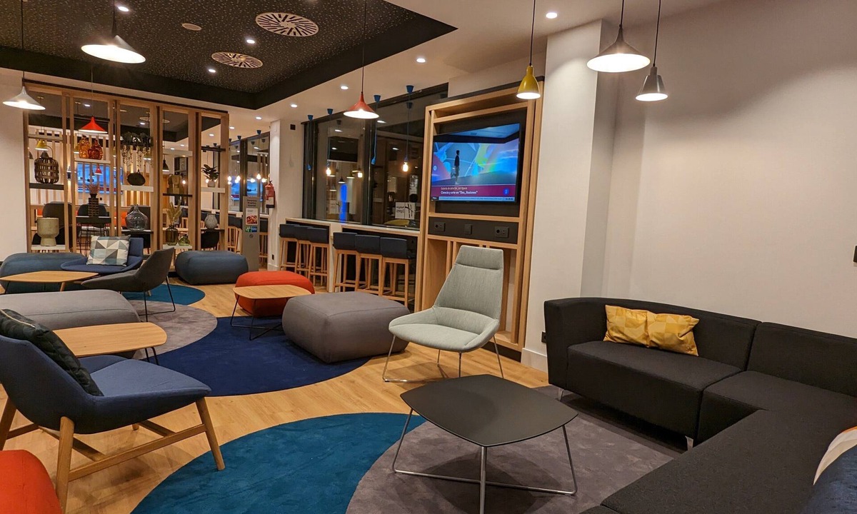 Derio Hotel | Holiday Inn Express Bilbao by IHG