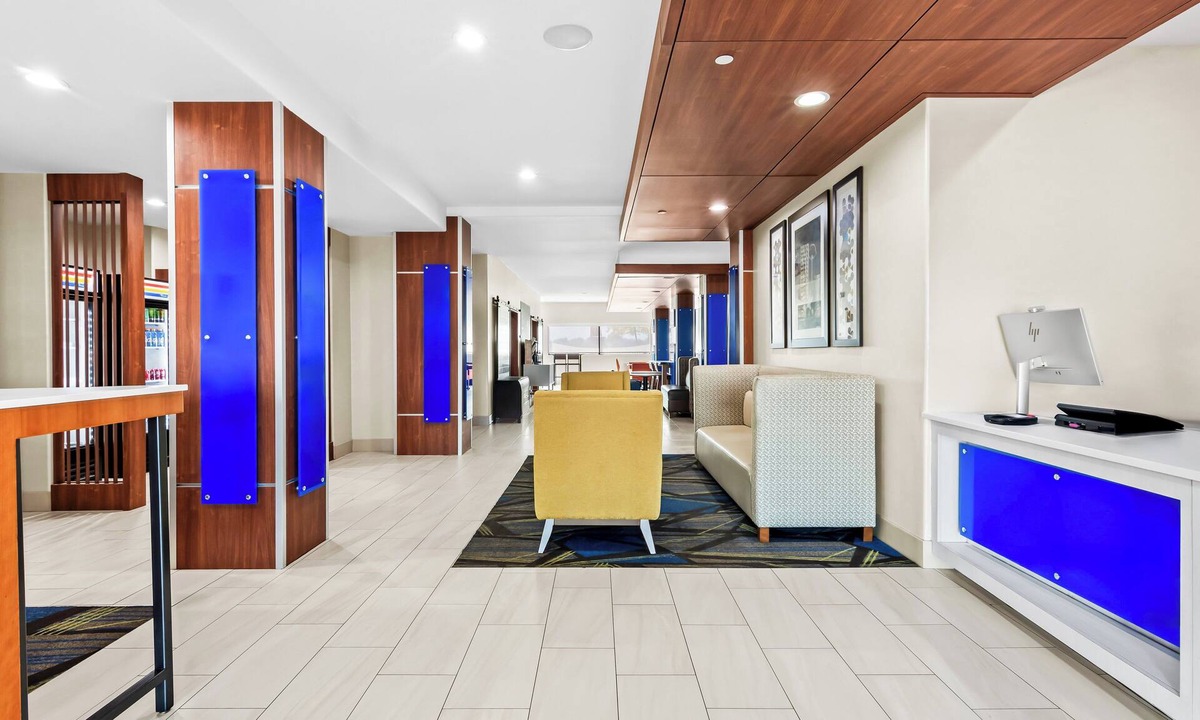 Pauls Valley Hotel | Holiday Inn Express Hotel & Suites Pauls Valley by IHG
