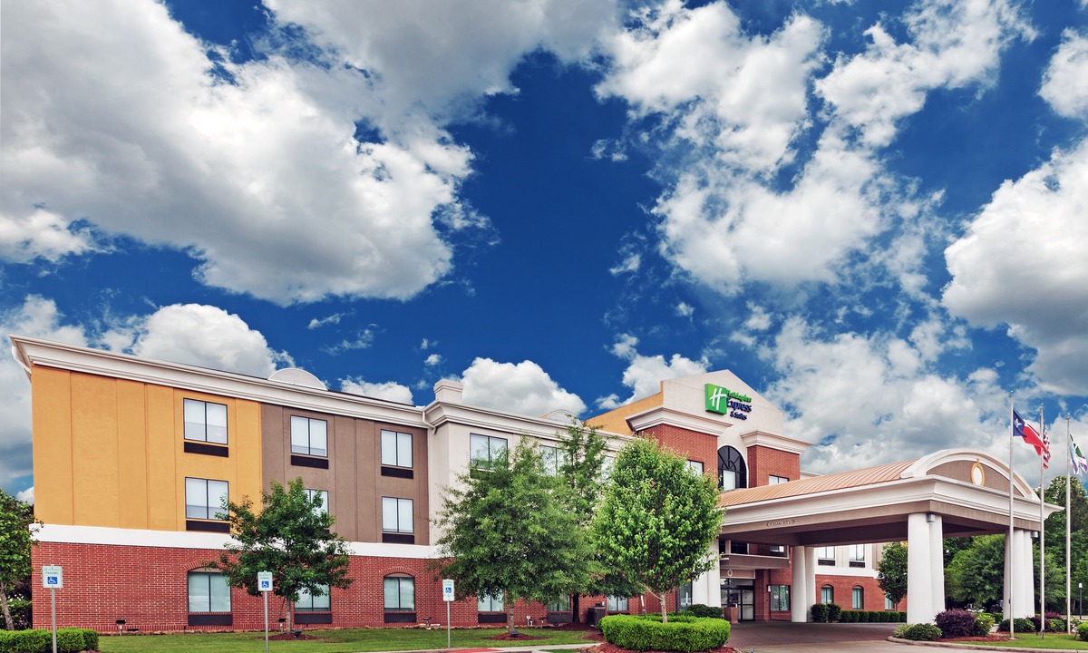 Orange Hotel | Holiday Inn Express Hotel and Suites Orange, an Ihg Hotel