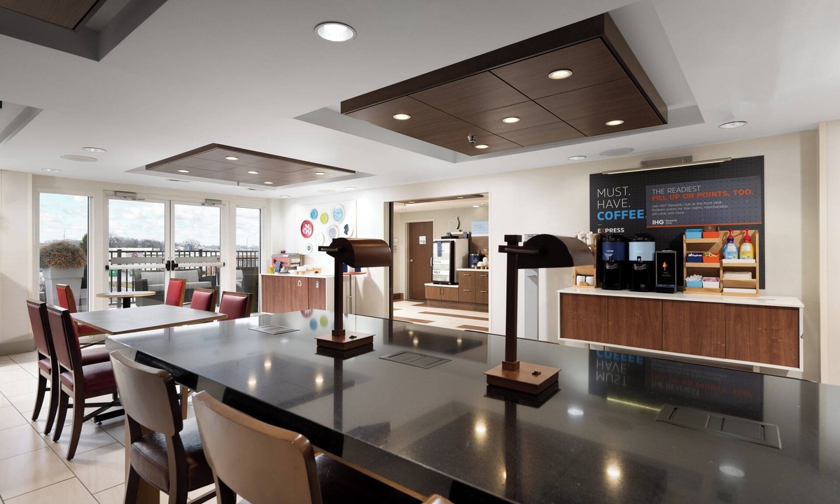 Lupton City Hotel | Holiday Inn Express Hotel & Suites Chattanooga-Hixson by IHG