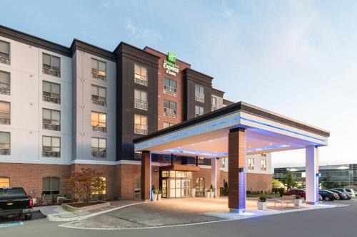 Milton Hotel | Holiday Inn Express Hotel & Suites Milton by IHG