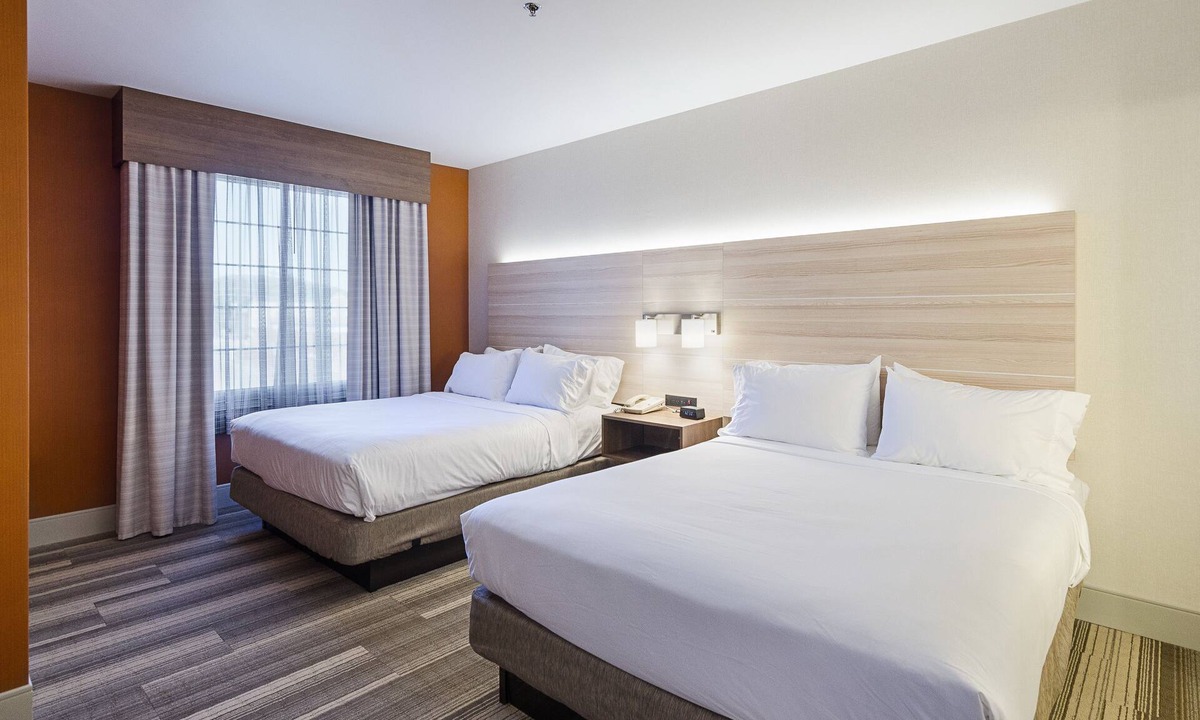 Lexington Hotel | Holiday Inn Express Lexington by IHG