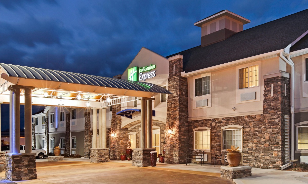 Monticello Hotel | Holiday Inn Express Monticello, an Ihg Hotel