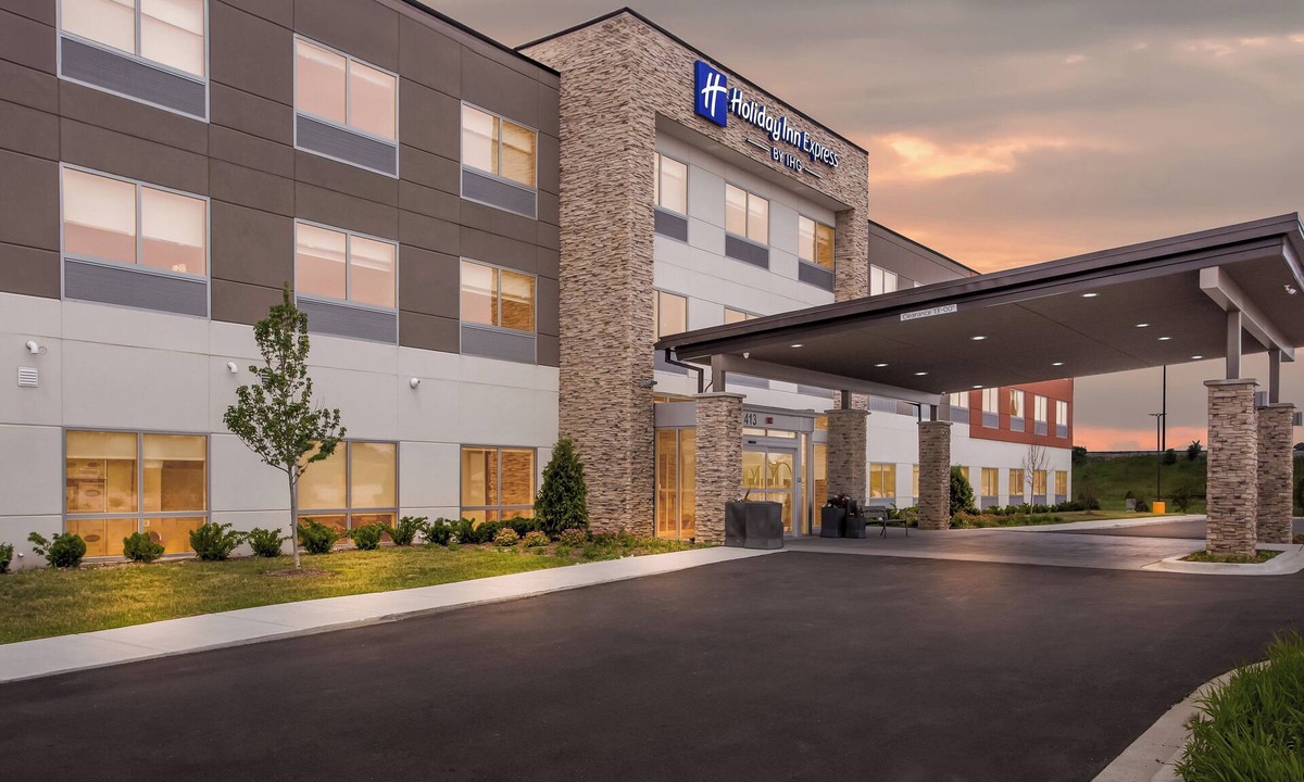 Peotone Township Hotel | Holiday Inn Express Peotone by IHG