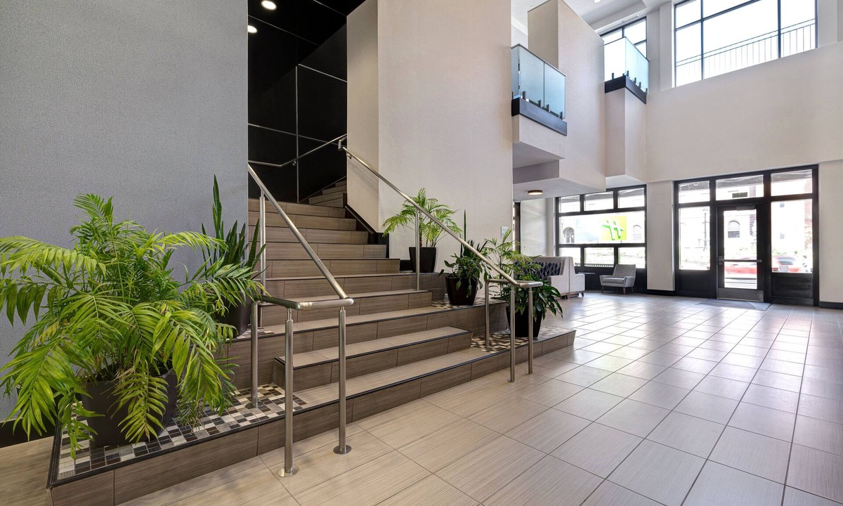 Rosedale Hotel | Holiday Inn Express & Suites Kansas City KU Medical Center by IHG