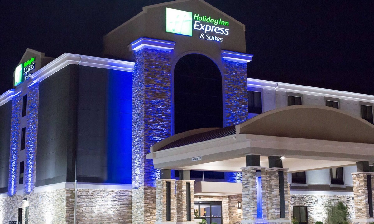 Central Oklahoma City Hotel | Holiday Inn Express & Suites Oklahoma City Southeast I-35 by IHG
