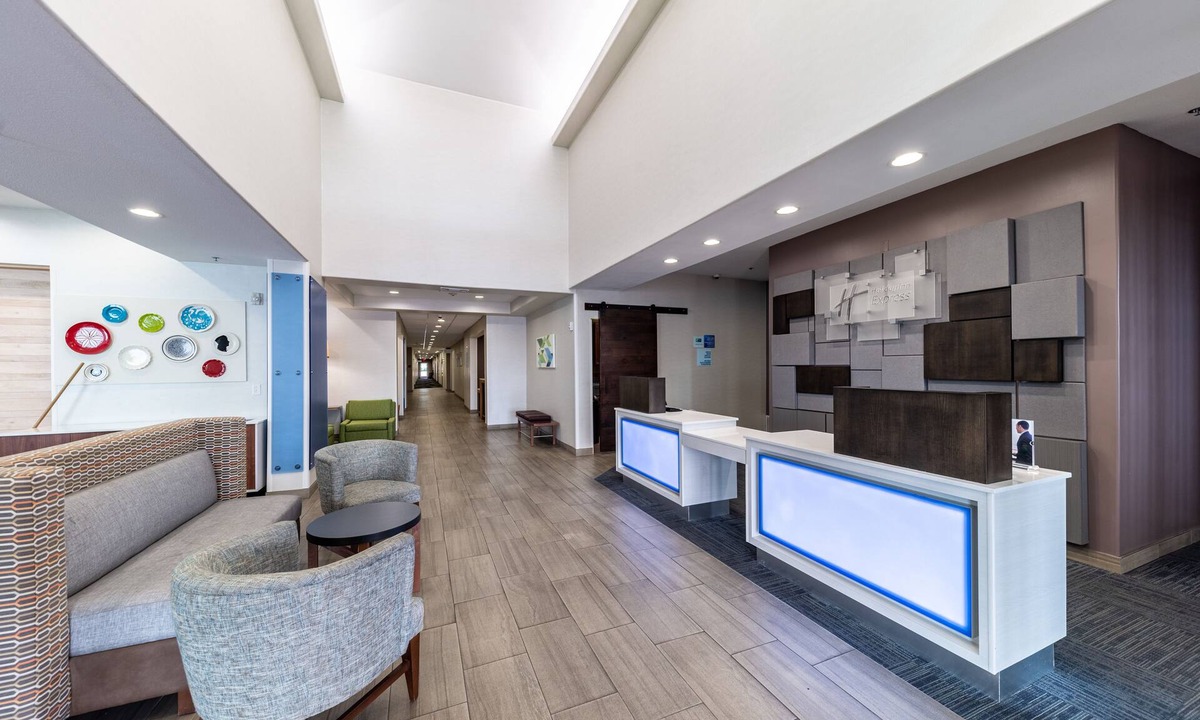 Fossil Creek Hotel | Holiday Inn Express & Suites Fort Worth - Fossil Creek by IHG