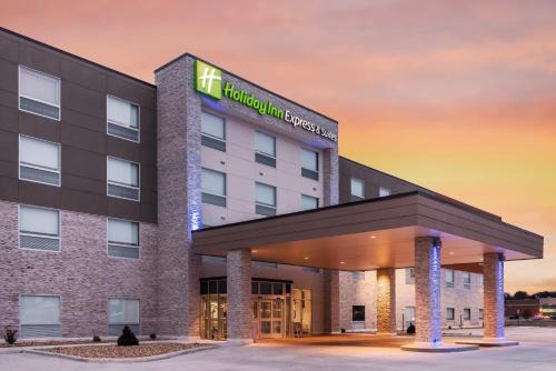 West Plains Hotel | Holiday Inn Express & Suites West Plains Southwest by IHG