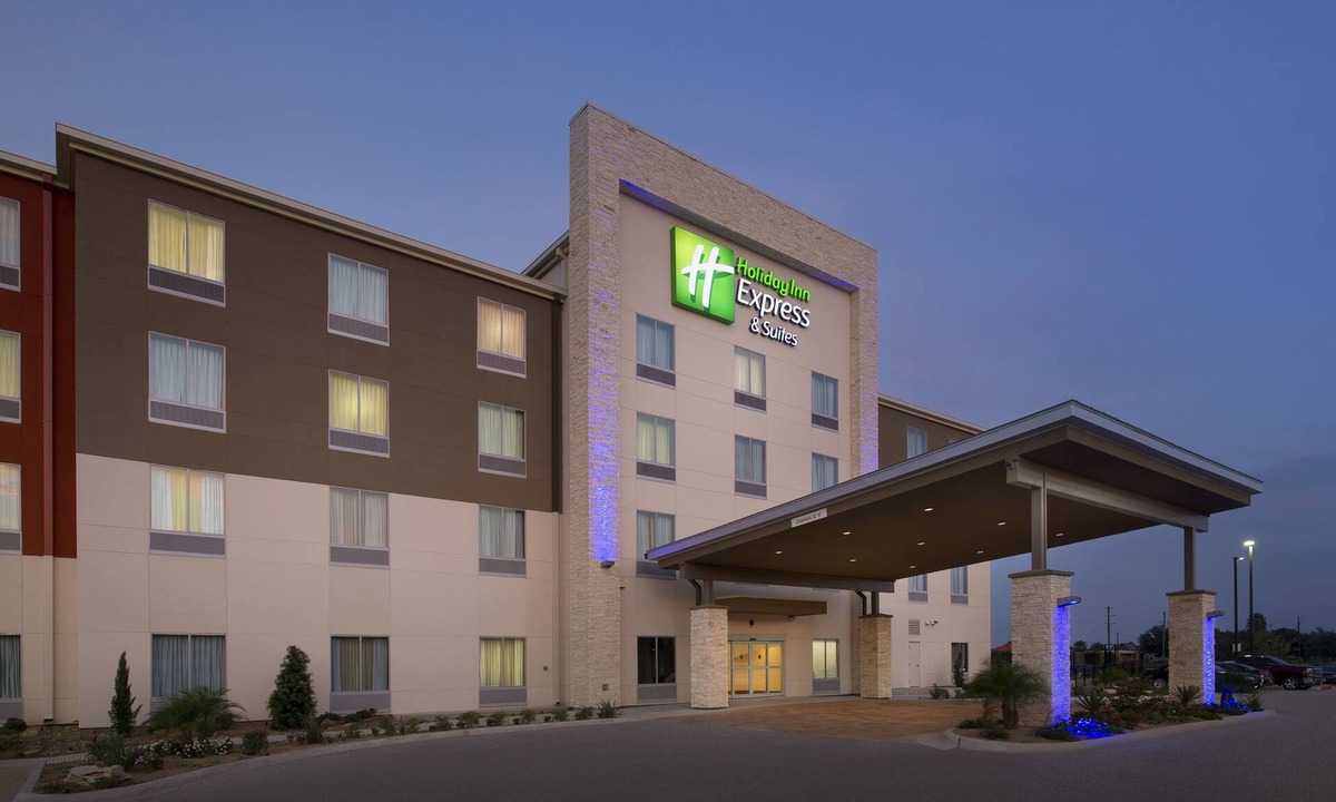 Bay City Hotel | Holiday Inn Express & Suites Bay City by IHG