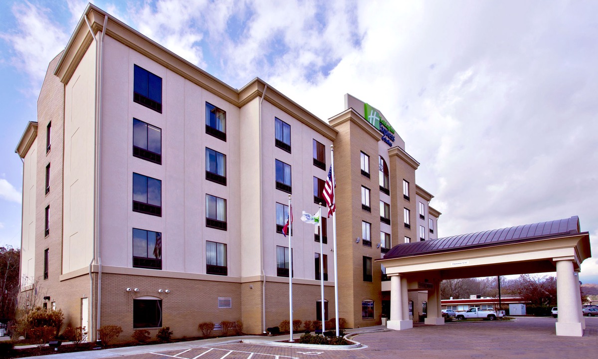 Oak Ridge Hotel | Holiday Inn Express & Suites Oak Ridge, an Ihg Hotel