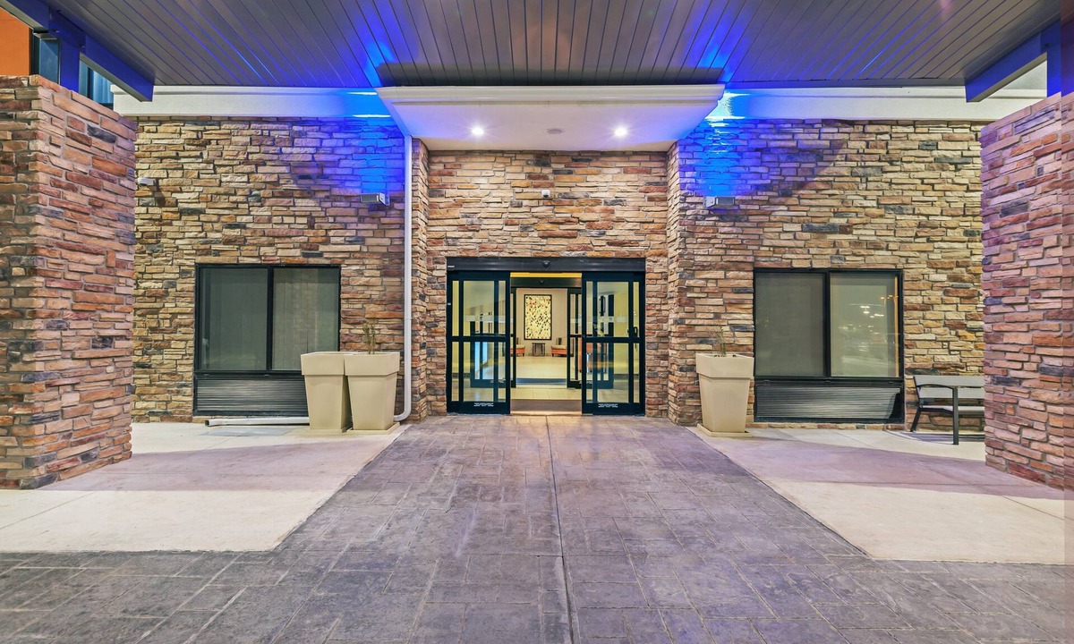 Perryton Hotel | Holiday Inn Express & Suites Perryton by IHG
