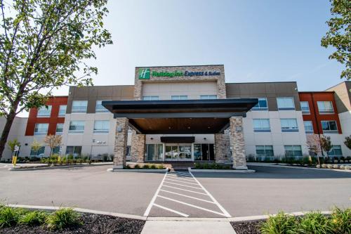 Amherst Hotel | Holiday Inn Express & Suites Tonawanda - Buffalo Area by IHG