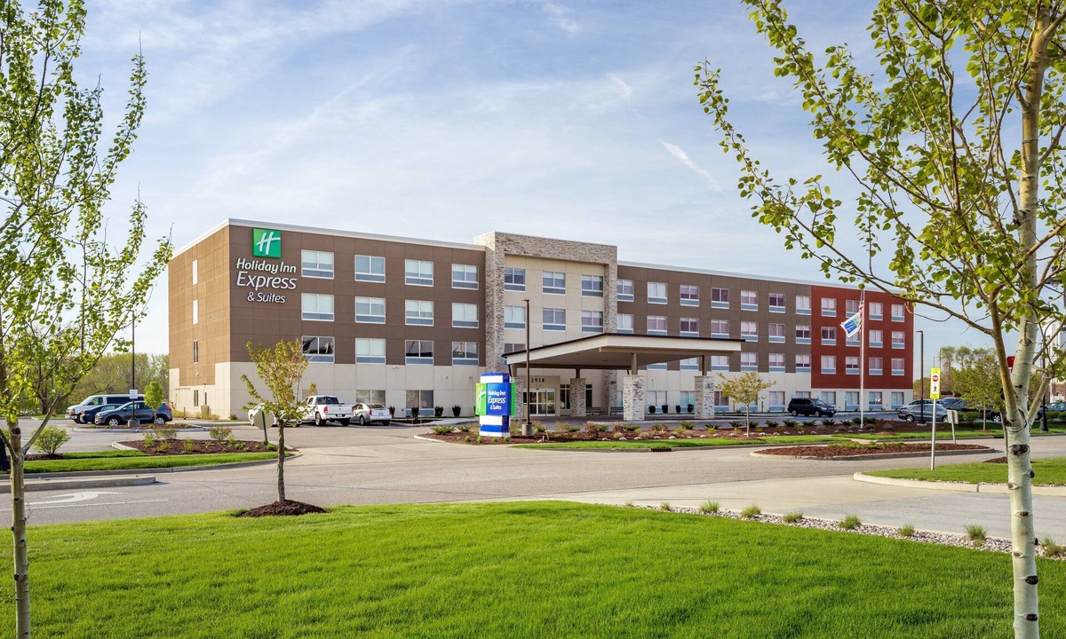 Hammond Hotel | Holiday Inn Express & Suites Hammond by IHG