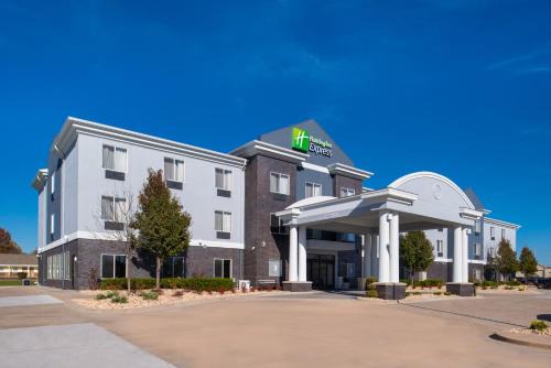 Pittsburg Hotel | Holiday Inn Express & Suites Pittsburg by IHG