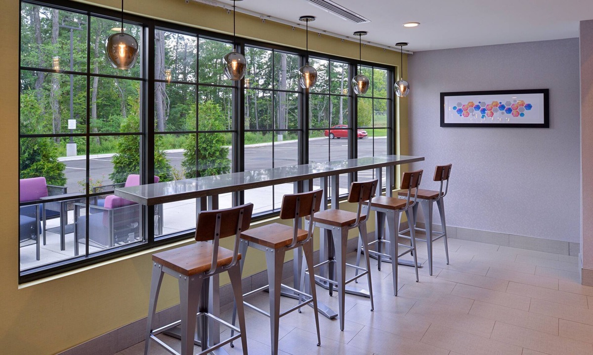 Bryant Hotel | Holiday Inn Express & Suites Bryant - Benton Area by IHG