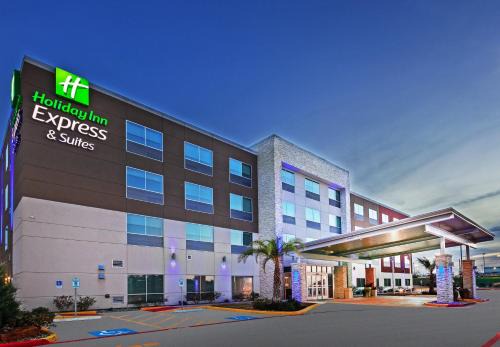 Brenham Hotel | Holiday Inn Express & Suites Brenham South by IHG