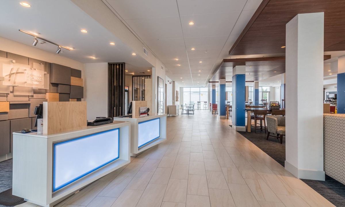 Ruston Hotel | Holiday Inn Express & Suites Ruston by IHG