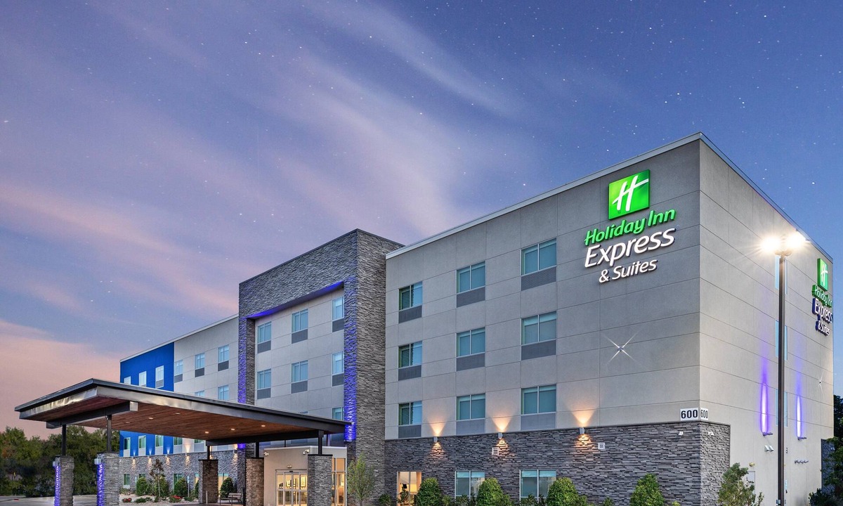 Sanger Hotel | Holiday Inn Express & Suites Denton - Sanger by IHG