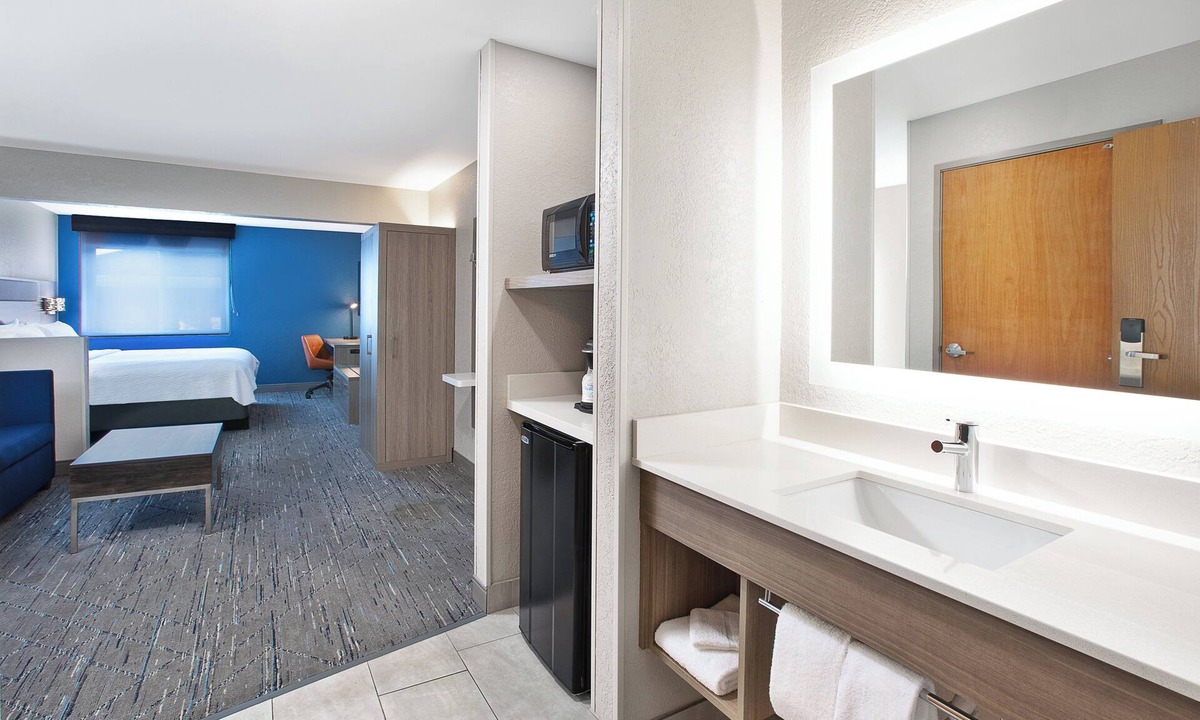 Tuscola Hotel | Holiday Inn Express Tuscola by IHG