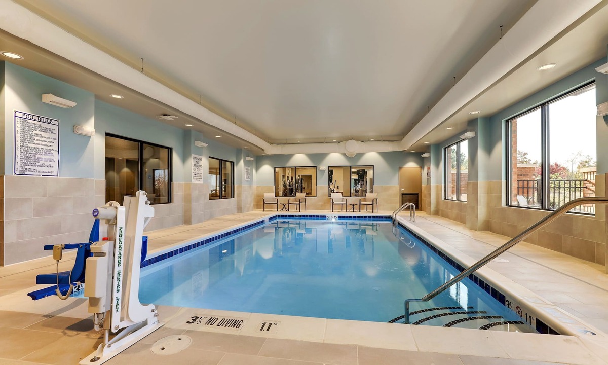Holly Springs Hotel | Holiday Inn Express Holly Springs Raleigh Area by IHG