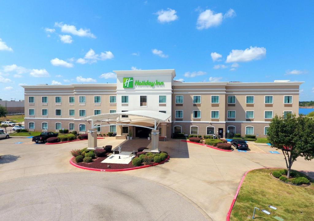 Longview Hotel | Holiday Inn Longview - North by IHG