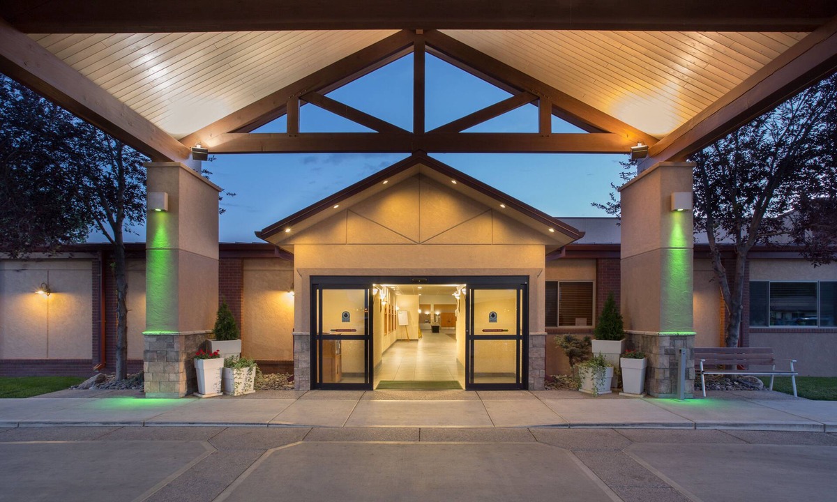 Riverton Hotel | Holiday Inn Riverton by IHG