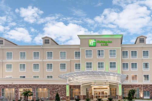 Lafayette Hotel | Holiday Inn & Suites Lafayette North by IHG
