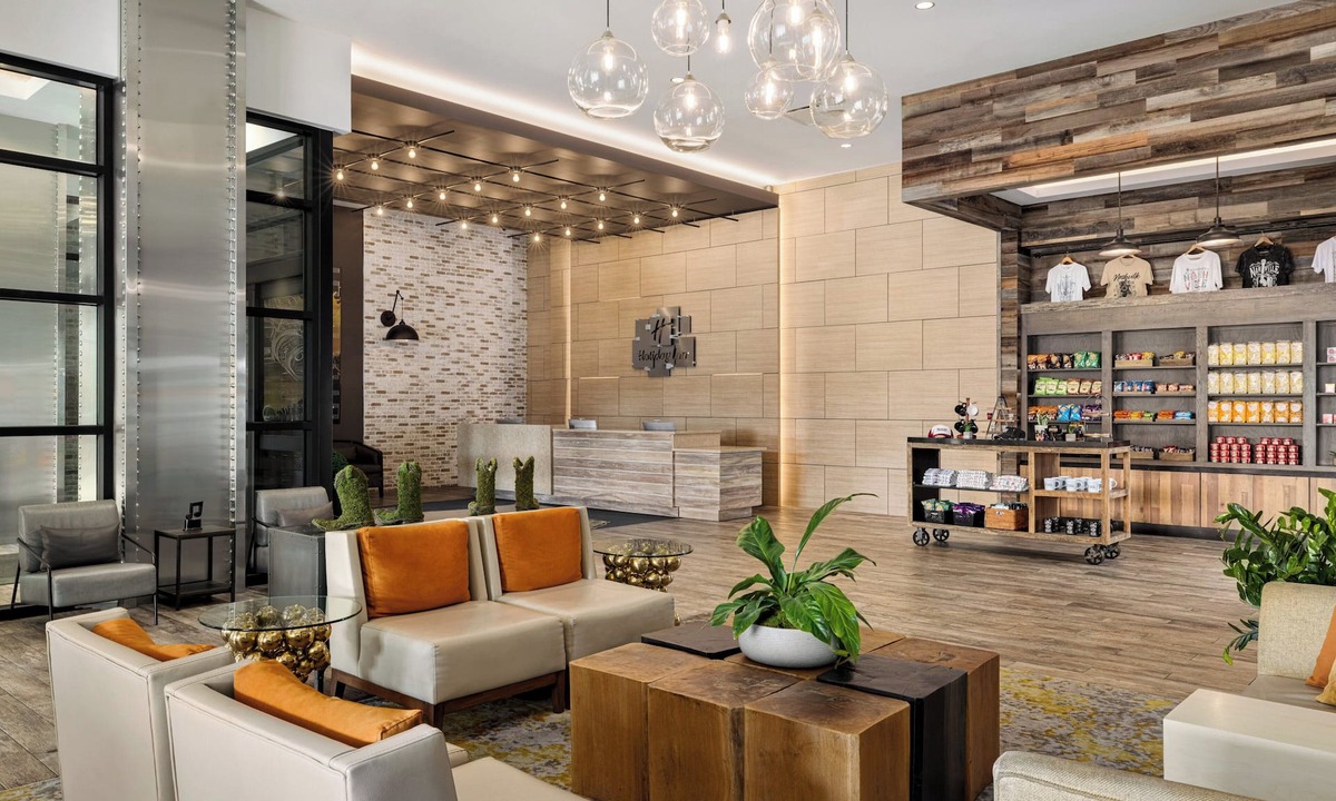 Sobro Hotel | Holiday Inn & Suites Nashville Downtown - Broadway by IHG