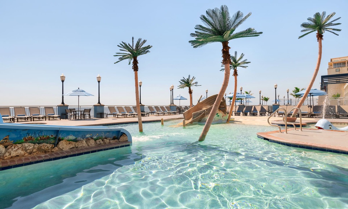 Ocean City Hotel | Holiday Inn & Suites Ocean City by IHG