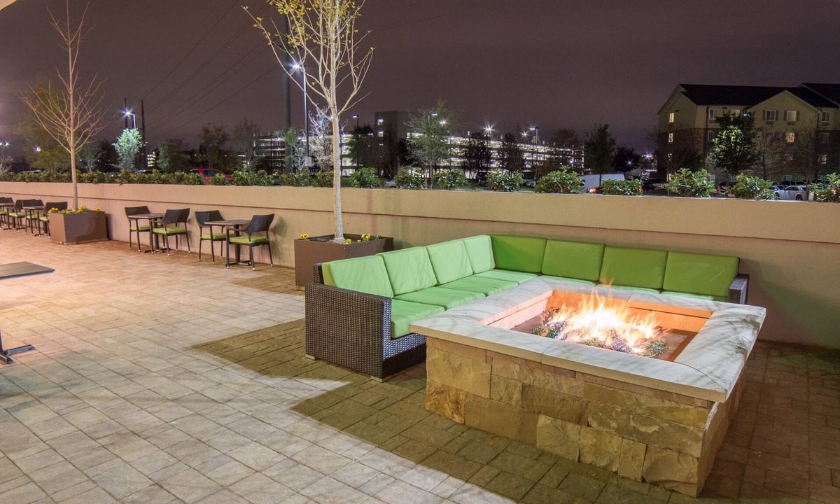 Trophy Club Hotel | Holiday Inn Trophy Club by IHG