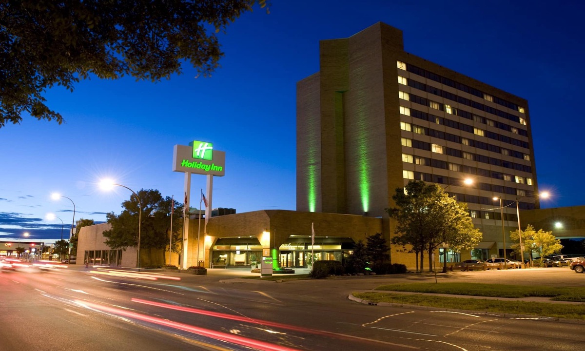 Fort Gary Hotel | Holiday Inn Winnipeg South by IHG