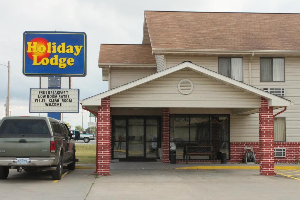 Pittsburg Hotel | Holiday Lodge