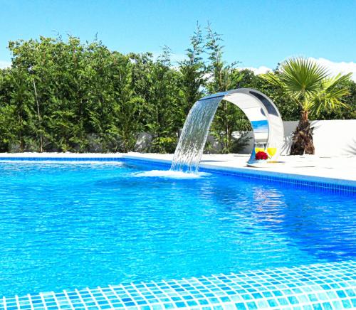 Okrug Gornji Villa | Holiday Luxury Resort Sundance