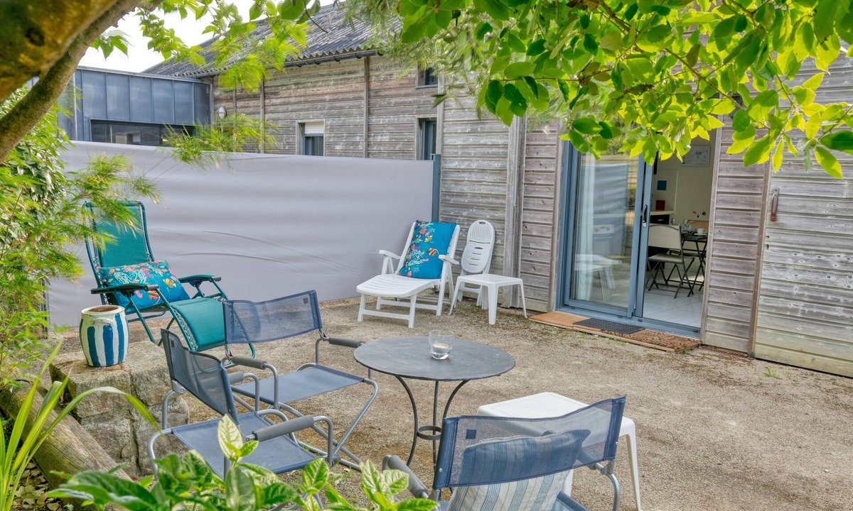 Batz-sur-Mer House | Holiday Maisonette “Le Refuge Salin, Duplex with Courtyard between La Baule and Le Croisic”