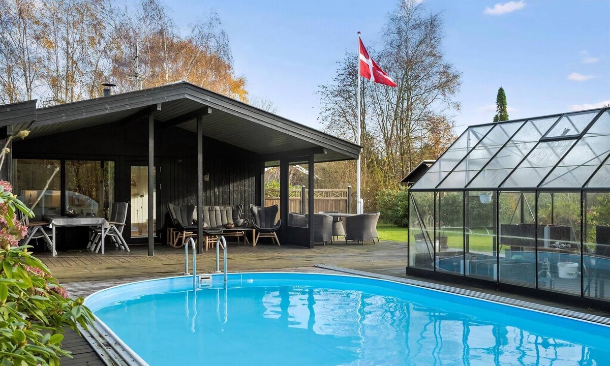 Havnsø House | Holiday paradise with pool near Havnsø Beach
