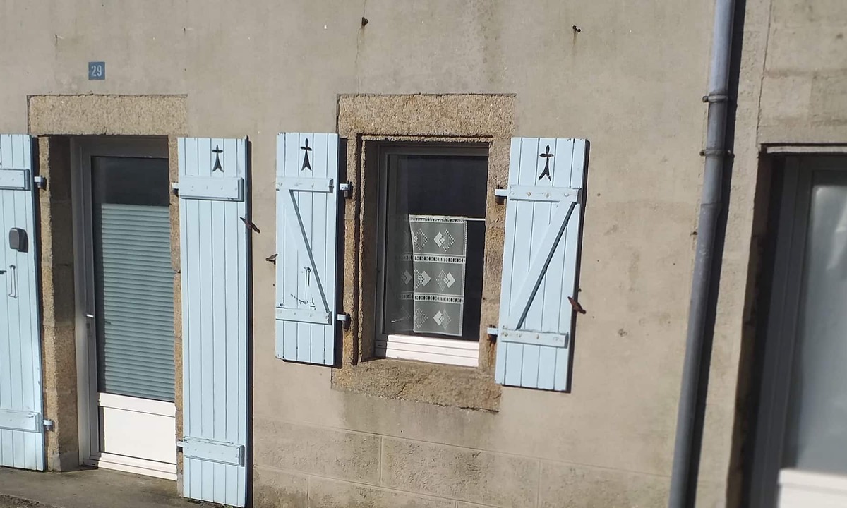 Lesneven Apartment | Holiday studio - La grande cheminée