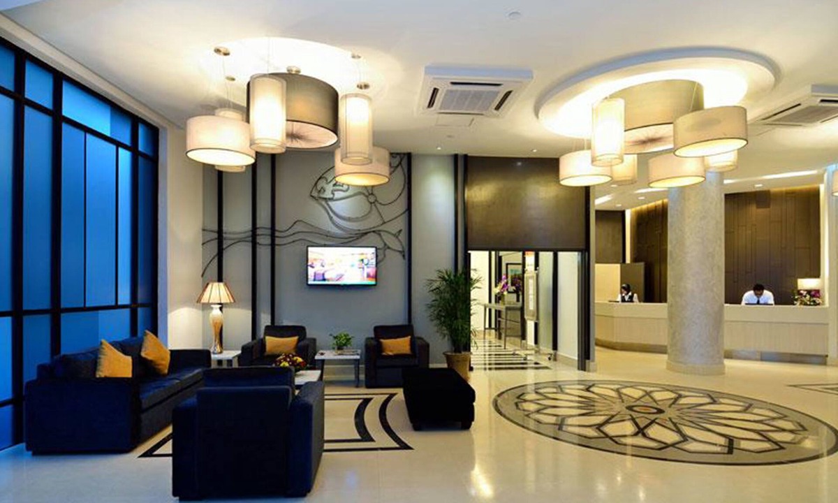 Wakaf Che Yeh Hotel | Holiday Villa Hotel & Suites