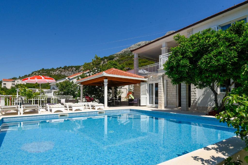Kuciste House | Holiday Villa Perna