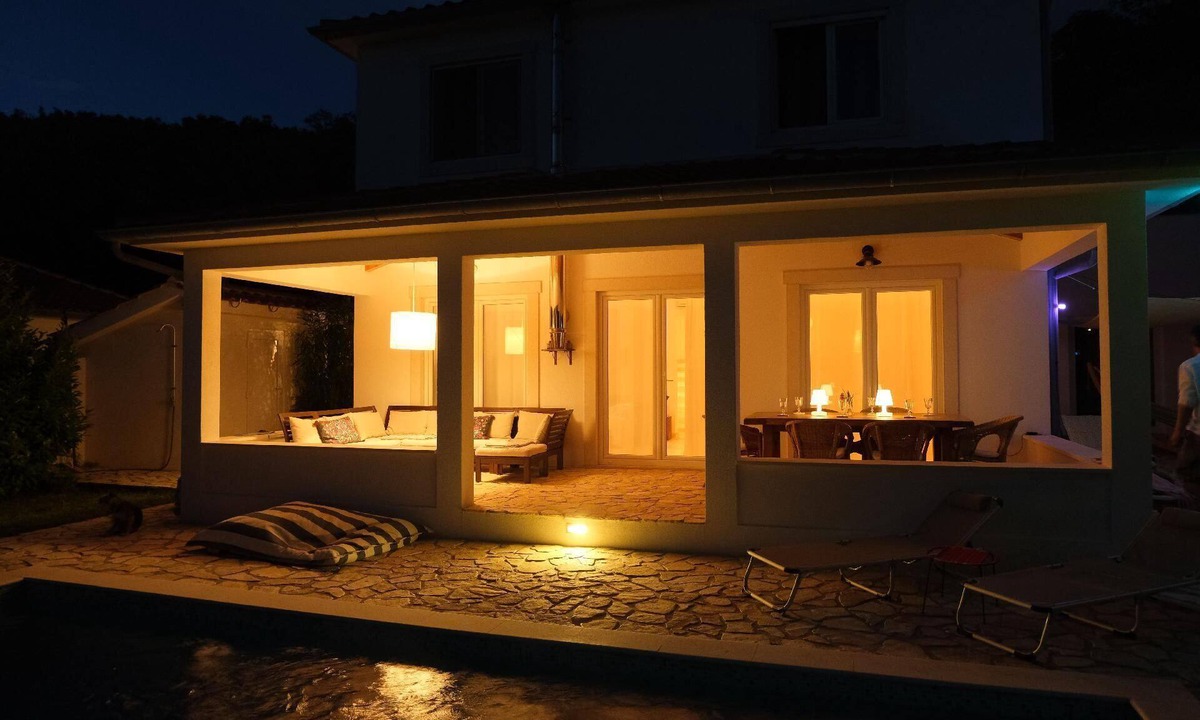 Kampor House | Holiday villa Prislin with pool