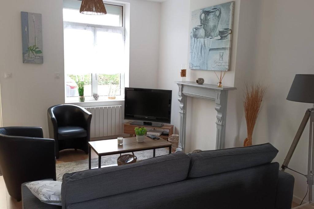 Arques House | HoLiDaYs