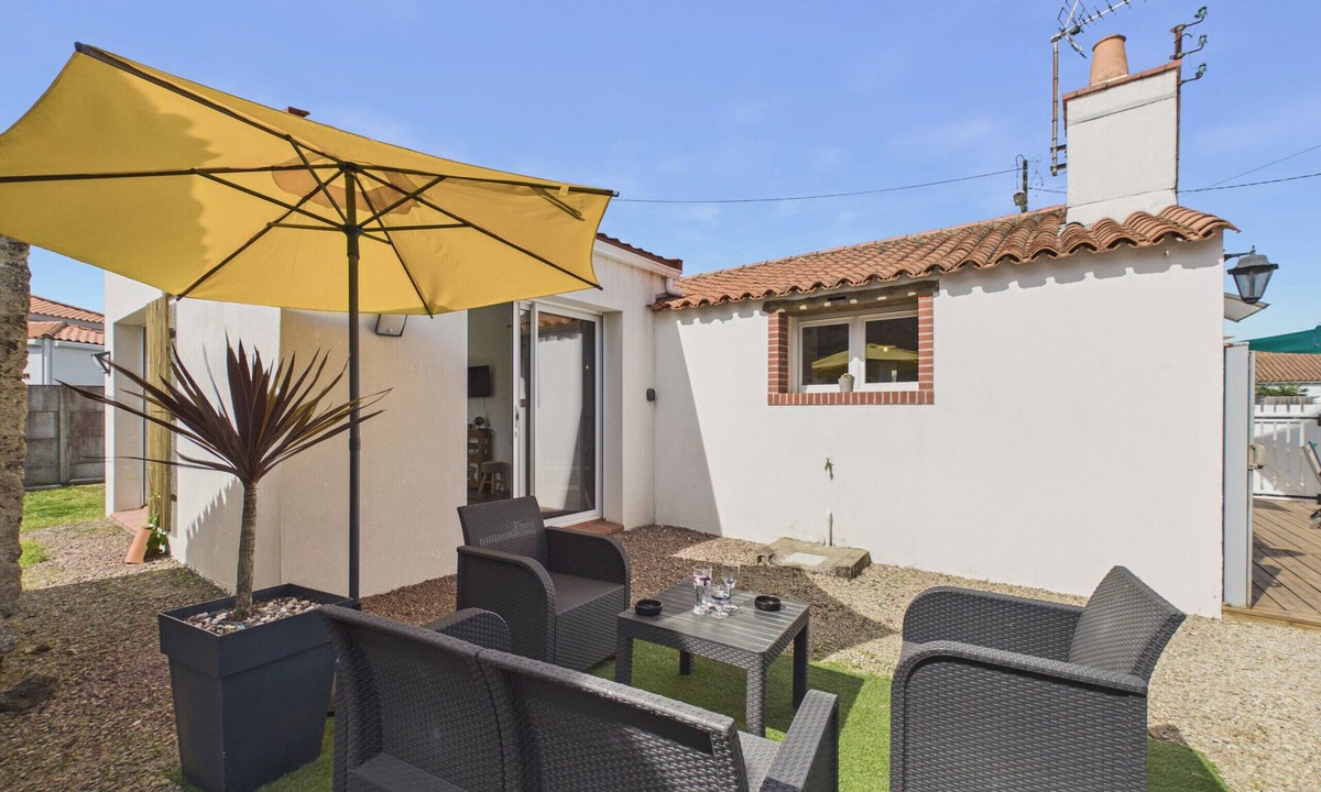 Talmont-Saint-Hilaire House | Holidays for 6 in Talmont St Hilaire