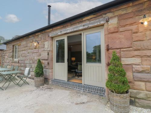 Crich House | Holly Cottage - Fold Yards