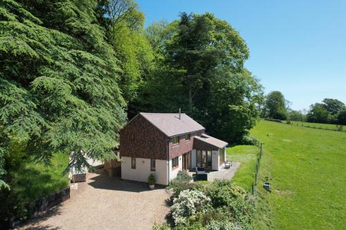 Chilworth House | Holly Cottage