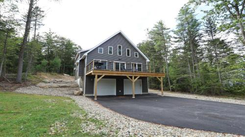 Thornton House | Holly Lane 11, Thornton