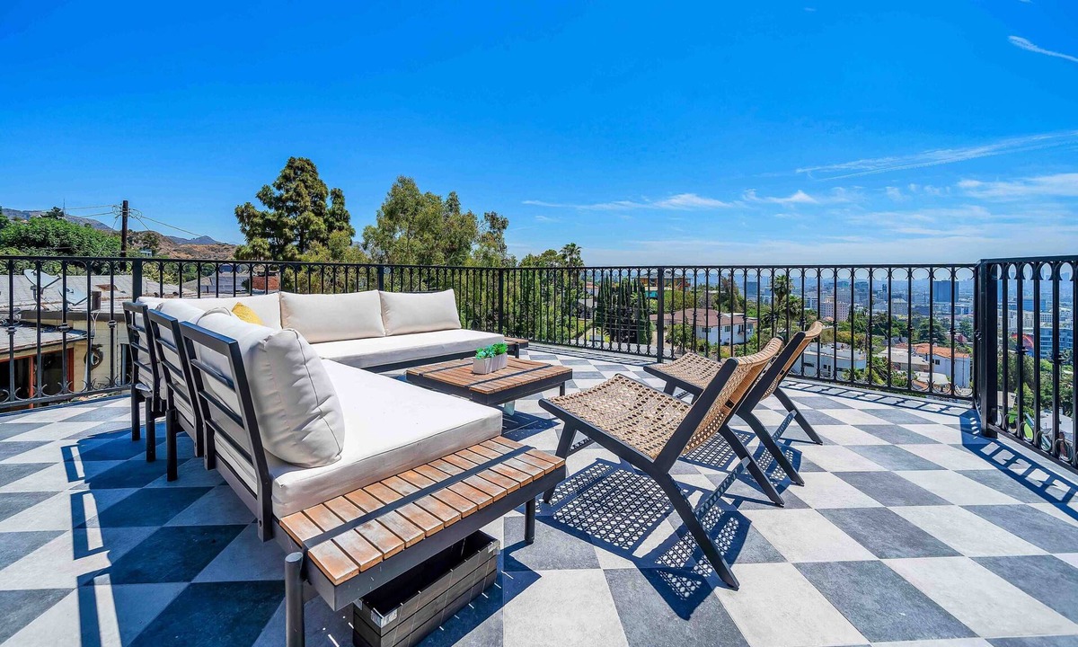 Hollywood Heights House | Hollywood Hills Getaway 15% Off Flash Sale