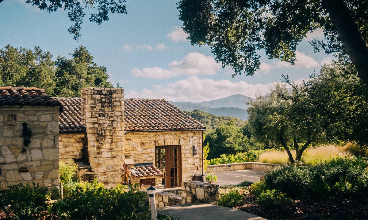 Carmel Valley Hotel | Holman Ranch Estate Vineyard & Winery