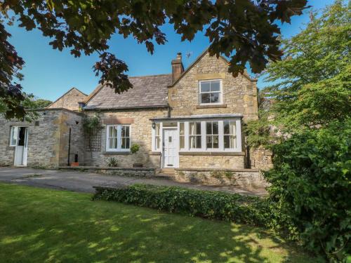 Great Longstone House | Holmefield