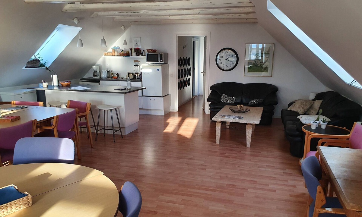 Dronninglund Bed & Breakfast | Holtegaard Bed & Breakfast