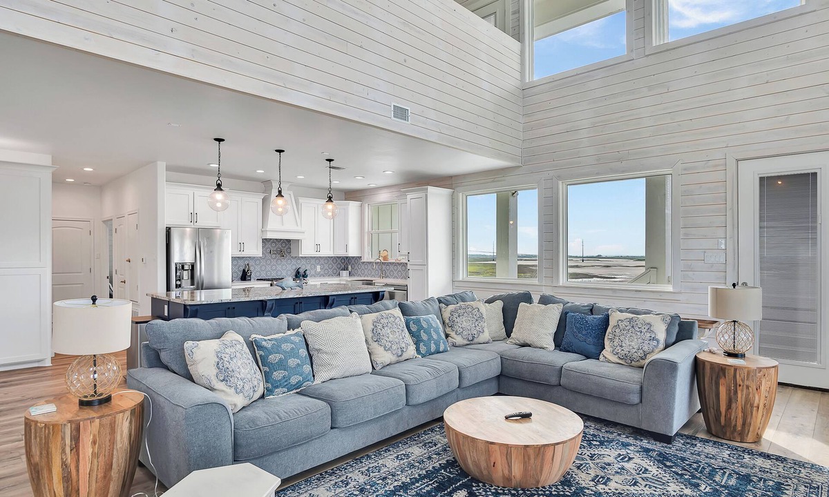 Leeward Sands House | Holy Moly by Silver Sands Vacation Rentals